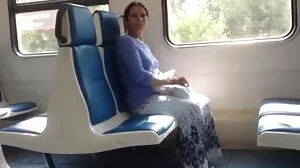 Χαλασμένος Stepsis με Τριχωτό Pussy Fucked & Facialed