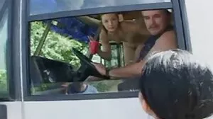 Ο Tom Stepbro χτυπάει τη Lana Rhoades!