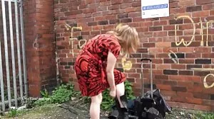 Το The Blowjob Queen Goes Beyond With A Cumshot Combination