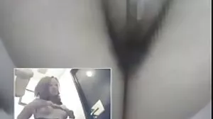 Το Juicy Shaved Pussy σφυροκόπησε πριν έρθουν οι συνάδελφοι