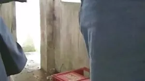 Η Angry Beta κάθεται στο Corner ενώ η GF έχει το Ride of her Life!