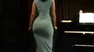 Curvy Step Sister Kloe Πιάσε τον αδερφό με τα εσώρουχά της και άφησέ τον να γαμήσει